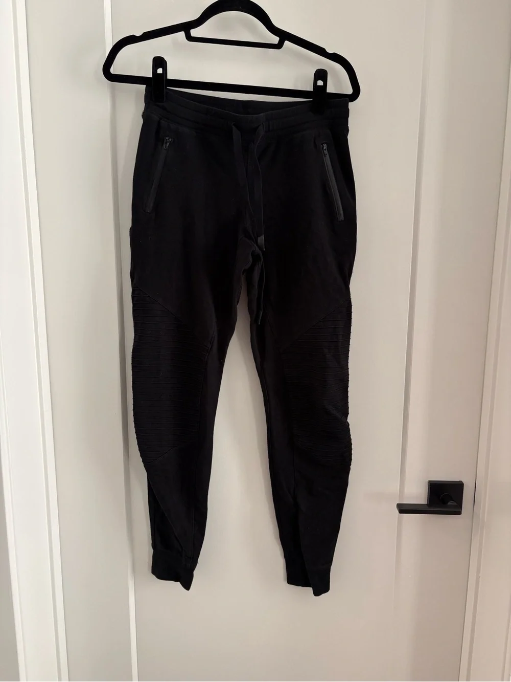 ALO Yoga Black Ribbed-Knee Joggers